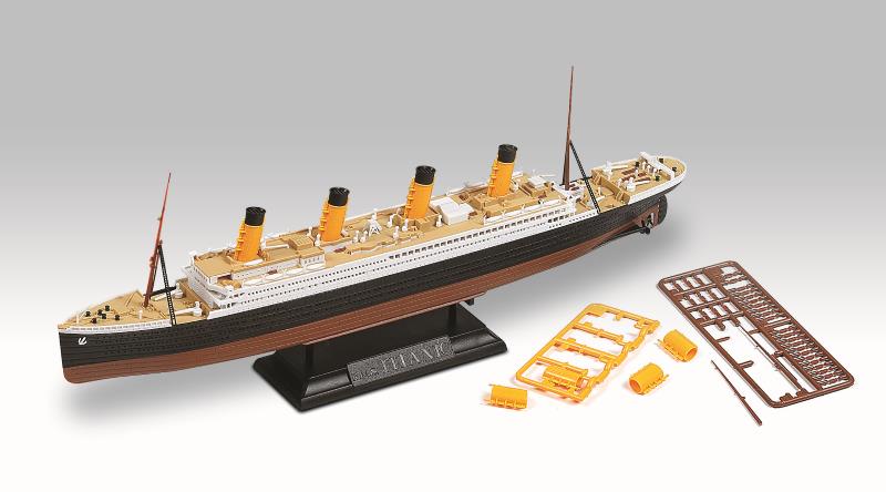 Academy 1/700 R.M.S. Titanic "Centenary Anniversary"