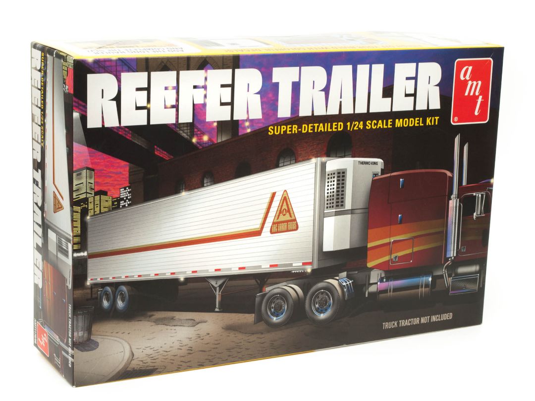 AMT Reefer Semi Trailer 1/24 Model Kit (Level 3)