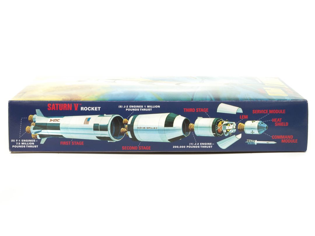 AMT Saturn V Rocket 1/200 Model Kit (Level 2)