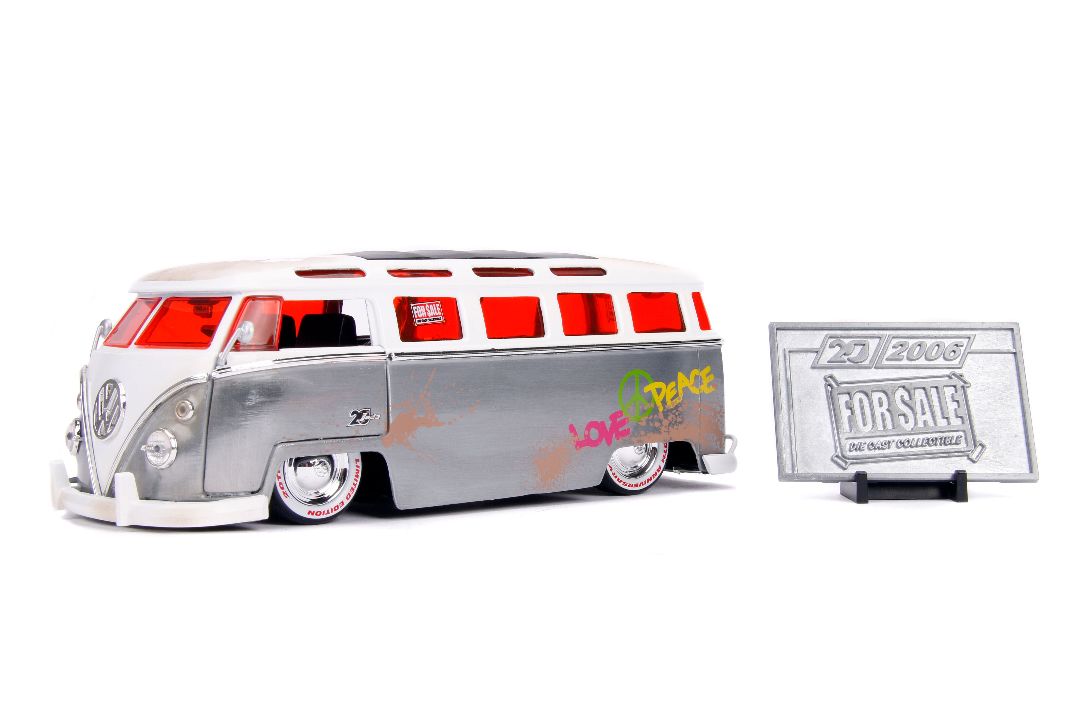 Jada 1/24 "For Sale" 1962 VW Bus - 20th Anniversary Jada 1/24 "For Sale" 1962 VW Bus - 20th Anniversary