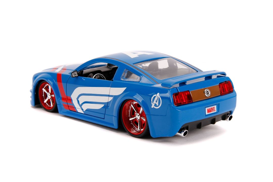 Jada 1/24 "Hollywood Rides" 2006 Ford Mustang GT w/ figure