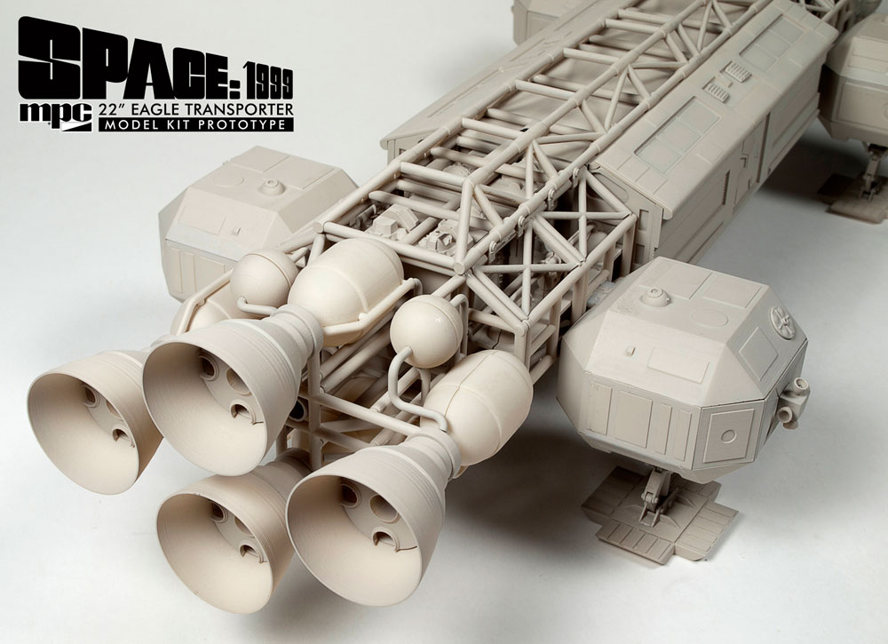 MPC Space 1999 Eagle Transporter 22 inch Model Kit (Level 2)