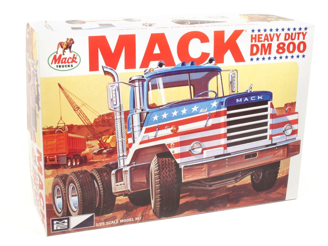 MPC Mack DM800 Semi Tractor 1/25 Model Kit