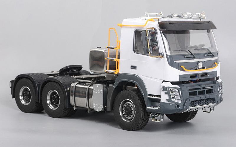 RC4WD 1/14 6x6 Nashorn Semi Truck (FMX)