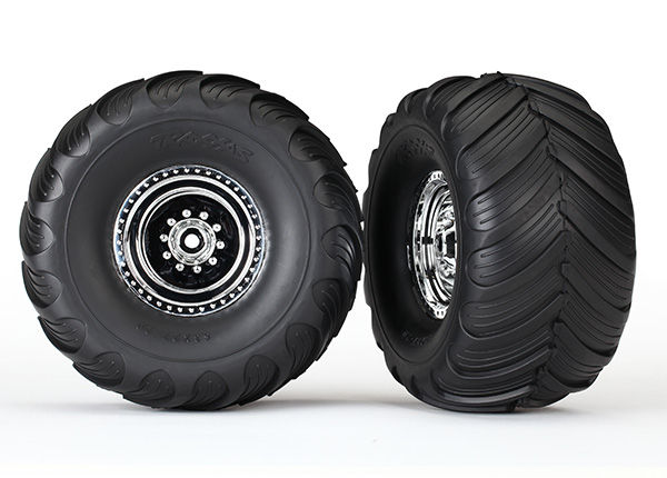 Traxxas Bigfoot #1 tires and wheels (rear)